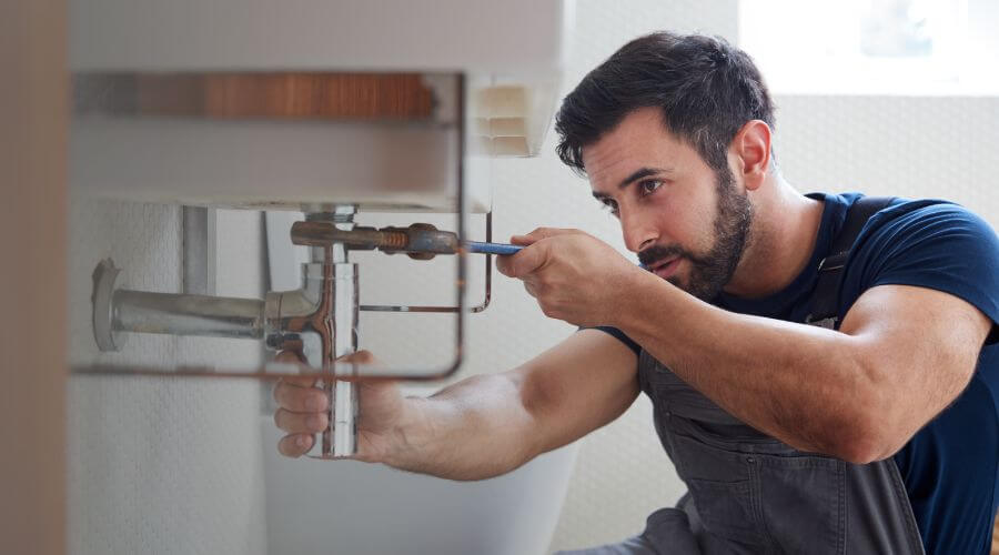 Tankless water heater installation in Meeteetse, WY